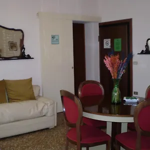 Alojamento de Acomodação e Pequeno-almoço Ca'salvador Veneza