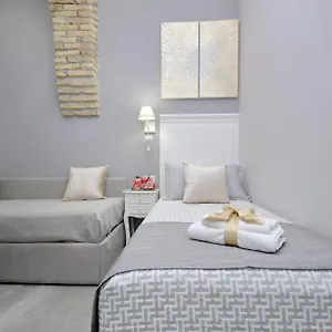 Roman Holiday Suites Guest house Rome